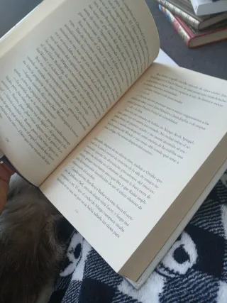 Libro Tapa dura Precio negociable urge vender