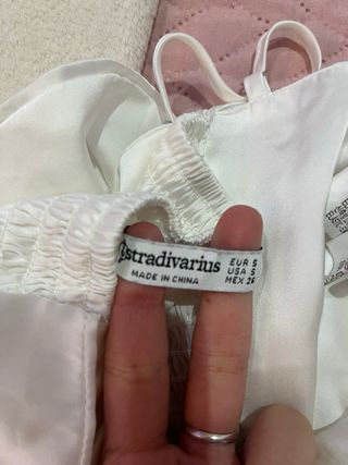 Crop top pañuelo satén blanco Stradivarius S nuevo