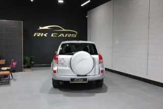 Toyota RAV4 2010 4X4 con solo 94000 KM