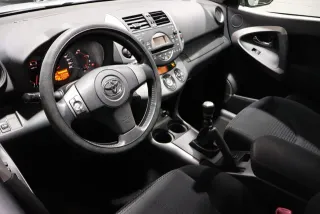 Toyota RAV4 2010 4X4 con solo 94000 KM