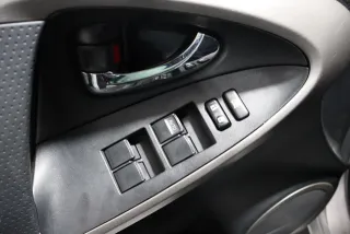 Toyota RAV4 2010 4X4 con solo 94000 KM