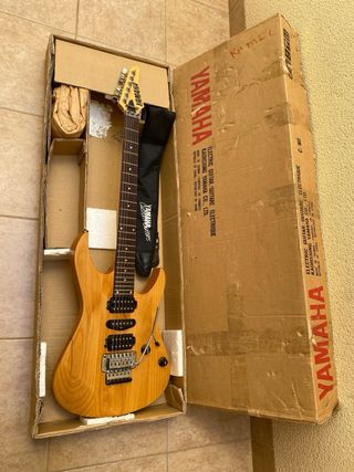 Guitarra Eléctrica Yamaha RGX-421D