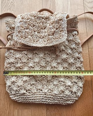 Mochila estilo rafia beige