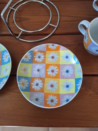 Juego 6 tazas y 6 platitos café