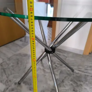 Mesa redonda cristal y metal