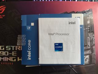 Intel i7 14700K & ROG STRIX Z790E Gaming WIFI II