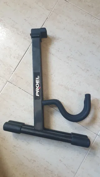 Soporte para guitarra PROEL