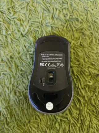 Ratón inalámbrico negro