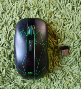 Ratón inalámbrico negro