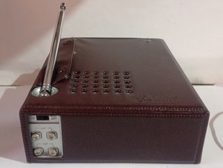 Broksonic CIRT-2097 TV/Radio Portátil Vintage 1982