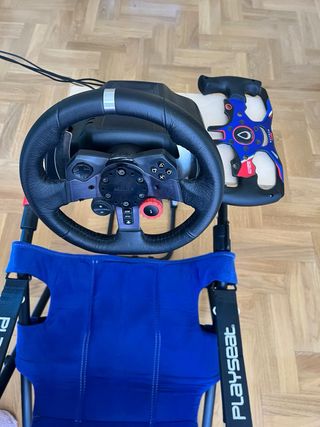 Set Sim Racing: asiento + 2 volantes + pedales