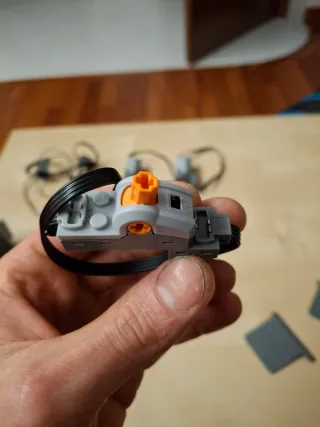 2x LEGO Power Functions 8293