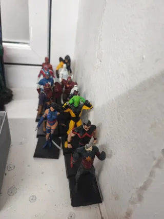 Figuras Marvel Plomo