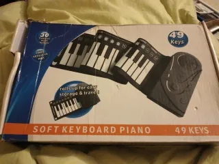 Piano Enrollable 49 Teclas - Ideal Viaje. Nuevo.