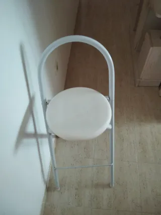 Silla alta plegable nueva