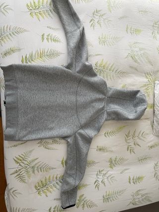 Sudadera Nike Tech Gris Niño
