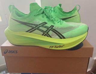 Asics Megablast FF Turbo 2