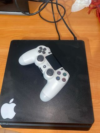 PS4 Slim Negra