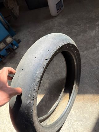 Neumático Pirelli Diablo Superbike 120/70 R17