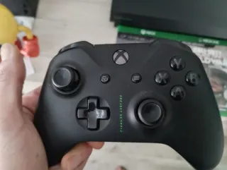 Xbox One X Project Scorpio Edición Limitada