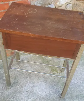 Mesita auxiliar madera y metal