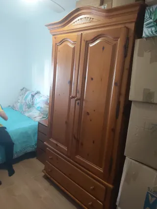 Conjunto Muebles Habitación: Cómoda, Armario y Mes