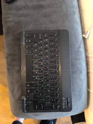 Teclado Bluetooth Retroiluminado Negro