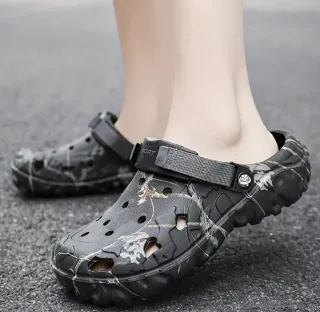 Zuecos Crocs Camuflaje Talla 41