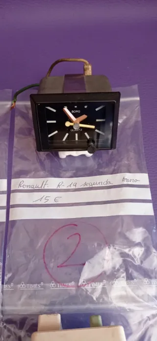 Relojes analógicos del Renault 19 cuatro modelos.