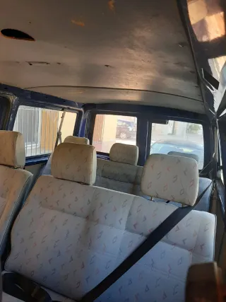 Furgoneta Volkswagen TD azul 4 ruedas nuevo