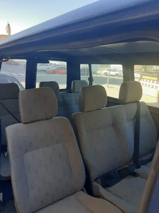 Furgoneta Volkswagen TD azul 4 ruedas nuevo