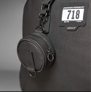 Bolsa Adidas Duffle Luxe Negra + Accesorios