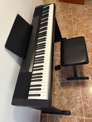 Piano Digital Casio con Banqueta
