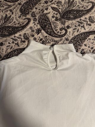 Camiseta Emery Rose Drapeada Talla L