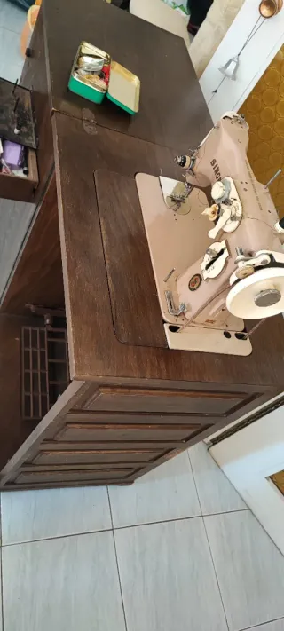 Máquina de coser Singer vintage