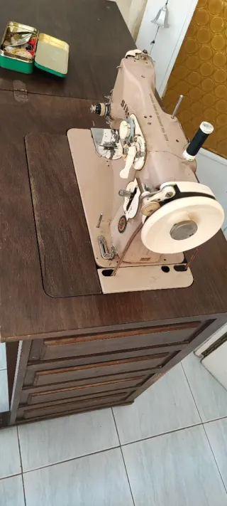 Máquina de coser Singer vintage