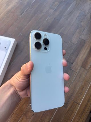 iPhone 15 Pro Max 512GB Plata