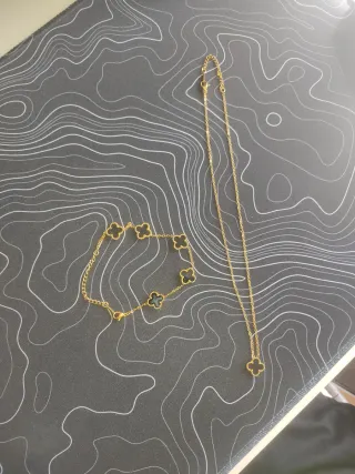 Collar Van Cleef Oro Negro