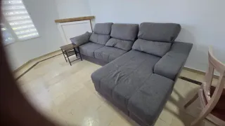 Sofá gris 280 con chaise longue en excelente estad