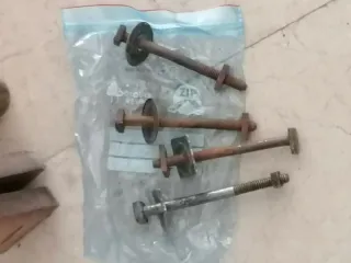 Cama antigua de madera