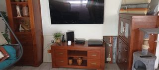 Mobile soggiorno in legno e plastica