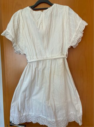 Vestido blanco ibicenco con bordados