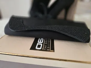 Zapatos de tacón y cartera, negro.