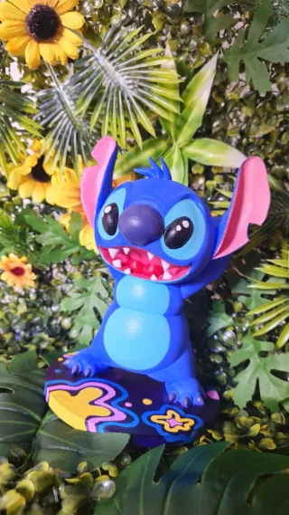 Figura Stich pintada a mano y diseñada desde 0.