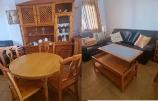 Sofá y sillón reclinable negro