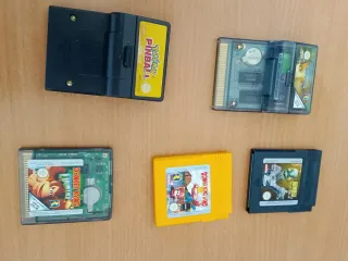 Game Boy Color Morada + 5 Juegos