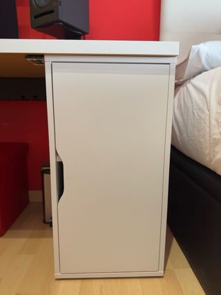 Escritorio IKEA Blanco con cajonera y puerta