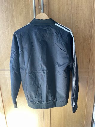 Chaqueta Adidas Bomber Negra Naranja