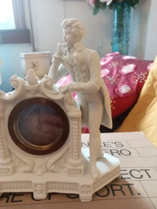 Reloj de sobremesa estilo Victoriano