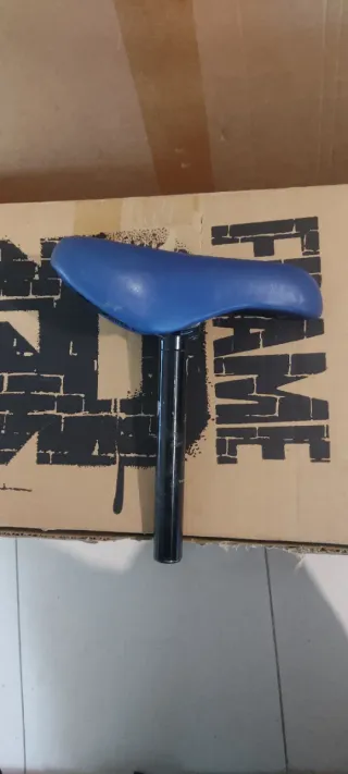 Asiento BMX Pivotal marca Misión